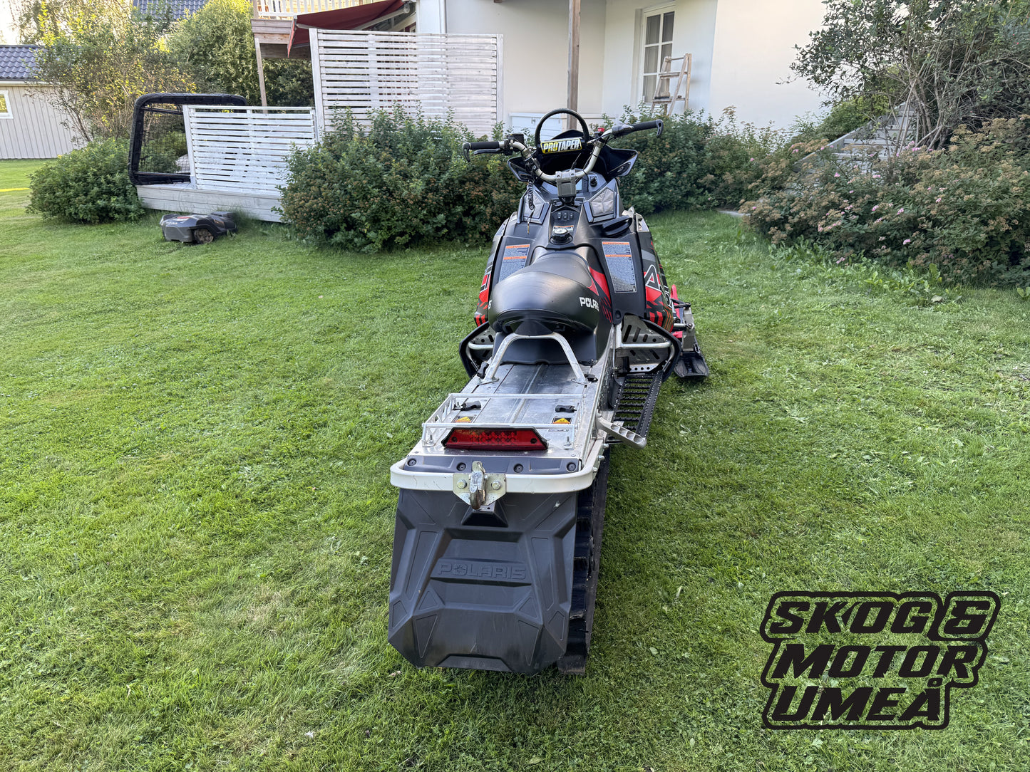 Polaris 800 Switchback Assault - Skog & Motor Umeå -