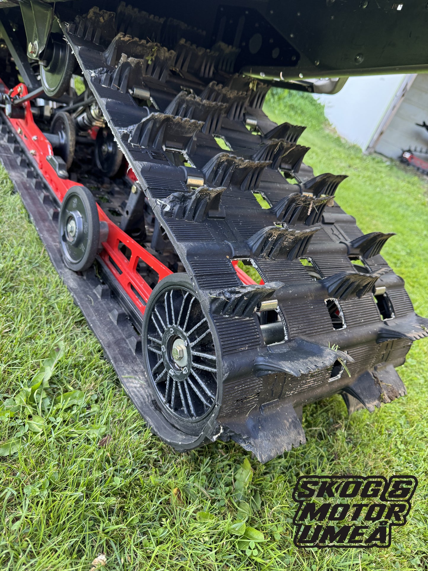 Polaris 800 Switchback Assault - Skog & Motor Umeå -