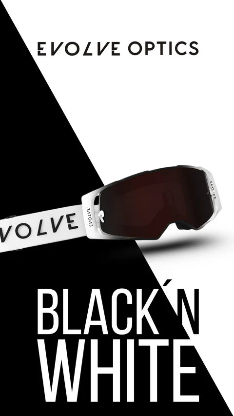 EVOLVE BLACK ´N WHITE - Skog & Motor Umeå -